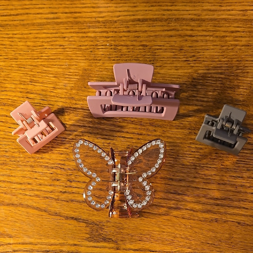 Butterfly and Claw Hair Clips Set